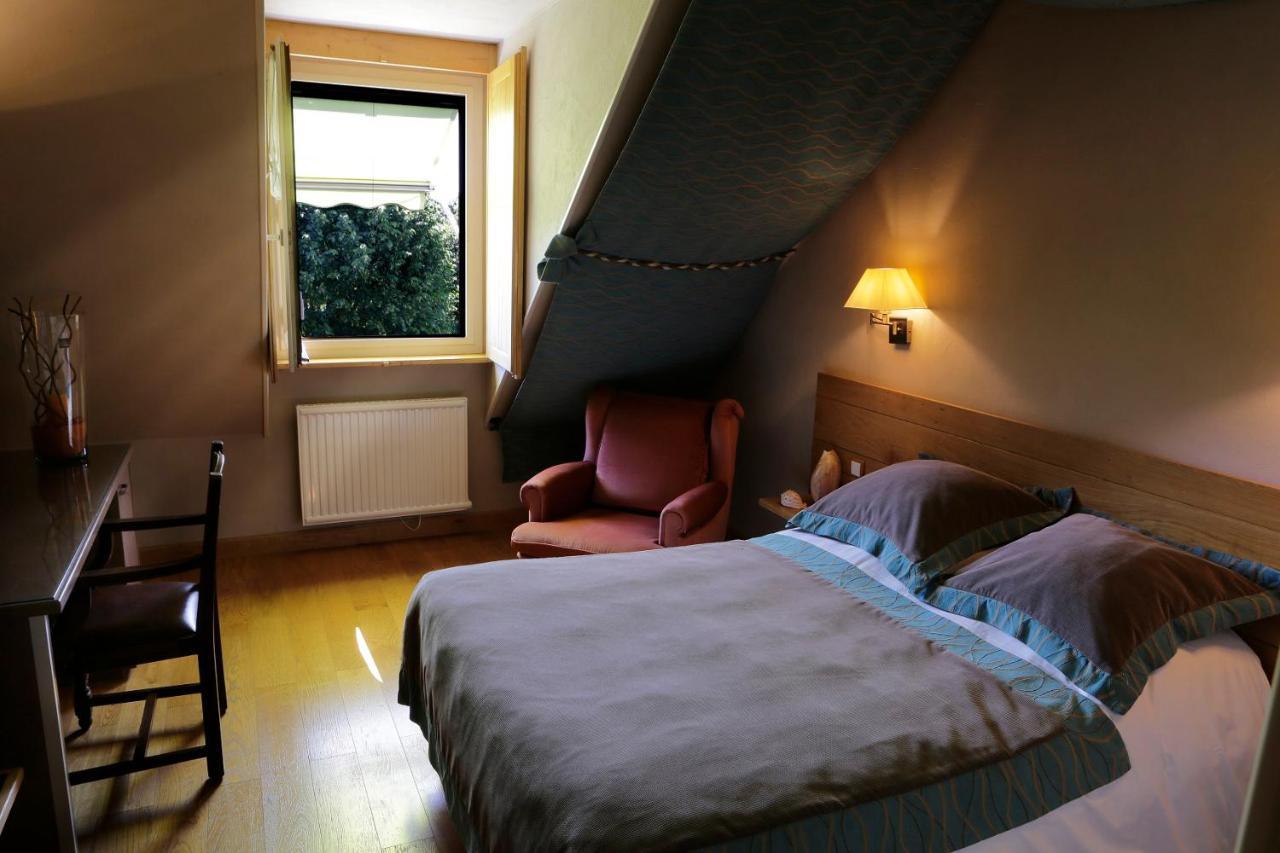 Logis Auberge Du Barrez Mur-de-Barrez Luaran gambar