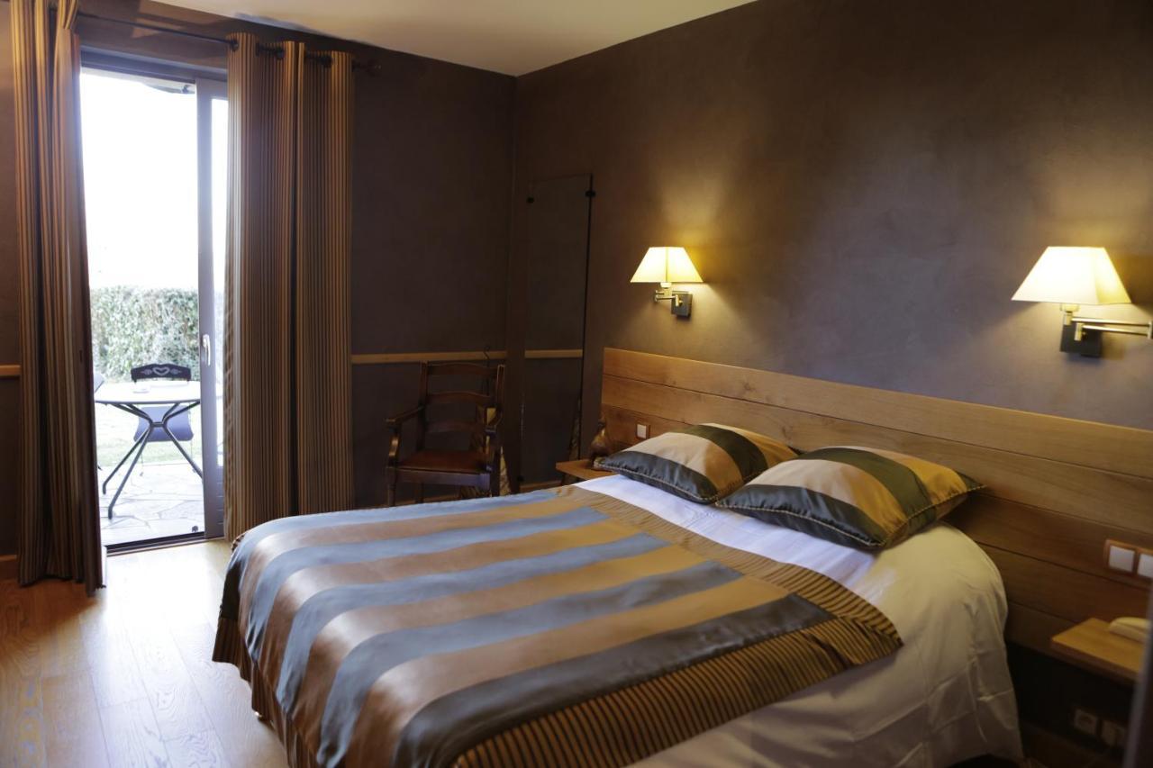 Logis Auberge Du Barrez Mur-de-Barrez Luaran gambar